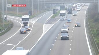 Teveel vrachtwagens houden onvoldoende afstand op de snelwegen
