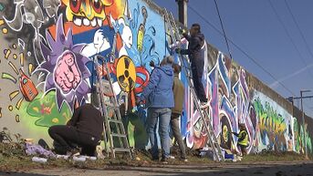 Sint-Niklase school maakt graffitikunstwerk om openschooldag te promoten
