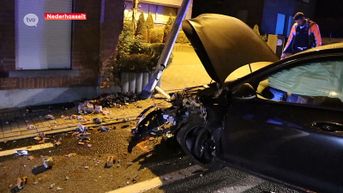 Vrouw en 2 kinderen gewond bij zwaar auto-ongeval in Nederhasselt