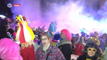 Sfeer zit er helemaal in tijdens eerste feestnacht Aalst carnaval