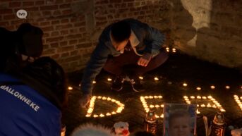 Inwoners van Verrebroek herdenken Dean, mama Elke barst in tranen uit