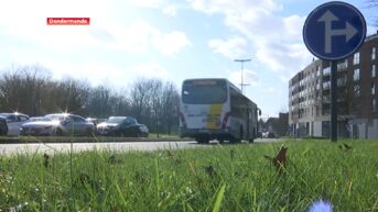 Politie Dendermonde haalt man met nepwapen van de bus