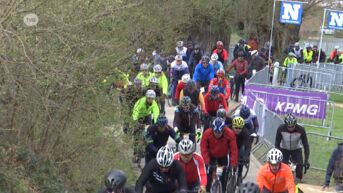 16.000 wielertoeristen wagen zich op kasseien en hellingen van Ronde van Vlaanderen
