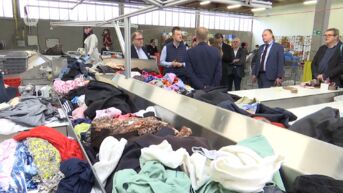 Eurocommissaris bezoekt textielrecyclage in Aalst: 