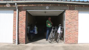 Gerry (57) kiest er zelf voor om in zijn garagebox te wonen in Beveren, en weigert hulp van het OCMW