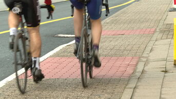 Burgemeester Lebbeke doet zijn beklag over fietspaden langs de Dendermondsesteenweg: 