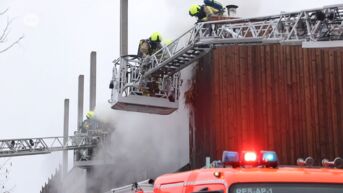 Brand richt zware schade aan in burelen van tuinaannemer in Nieuwkerken