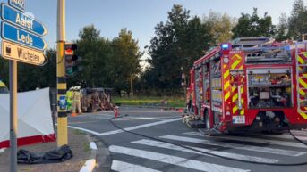 Wichelen: Zwaar ongeval op kruispunt Moleken, één persoon in kritieke toestand naar ziekenhuis