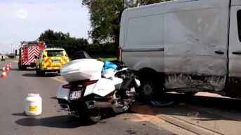Motorrijder zwaargewond na botsing tegen bestelwagen in Melsele