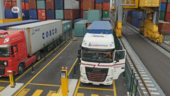 Containerterminal in Waaslandhaven gaat vrachtwagens ontmoedigen tijdens piekuren