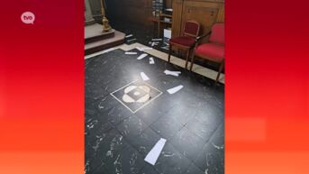 Vandalen verscheuren communieboekjes en versieringen in kerk Appels