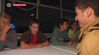 West-Vlaamse studenten op bezoek bij vluchtelingen in Abdijschool
