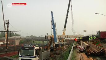 Brugdelen nieuwe Kemelbrug geplaatst in Denderleeuw