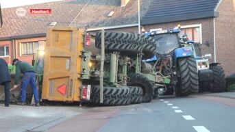 24 ton te recycleren asfalt op de weg in Haaltert