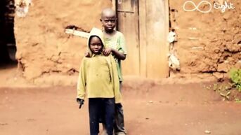 Sint-Niklazenaren geven basisinkomen aan Oegandees dorp