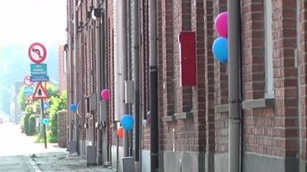 Balonnen sieren Sinaai voor verjaardag Chiro