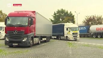 Opnieuw vrachtwagens op snelwegparking in Drongen