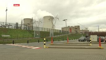 Personeel kerncentrale klopt massaal overuren om kernreactoren te herstellen