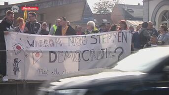 Protest in Wetteren: 'Waarom nog stemmen?'
